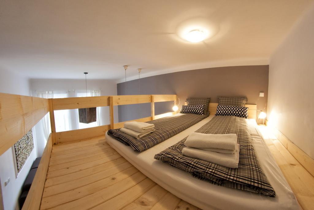 Kasia&Lukasz Apartments Krakau Zimmer foto